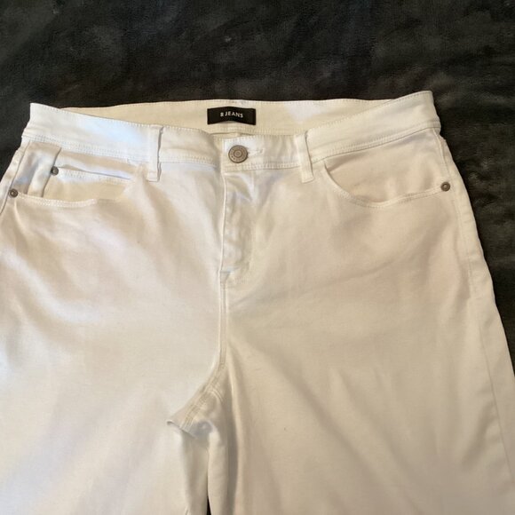 Reitmans White  Skinny Jean - Picture 3 of 6